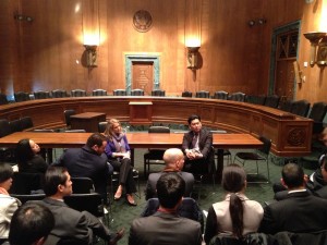 Colleen Briggs, MBA '13 facilitates a discussion with Charles Yi, Staff Director, Senate Banking Committee Director